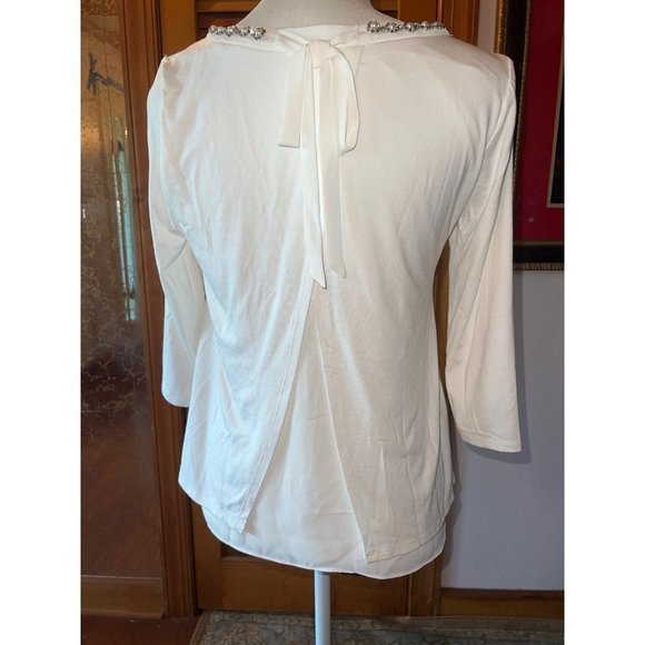 White House Black Market — XSP - Picture 5 of 11